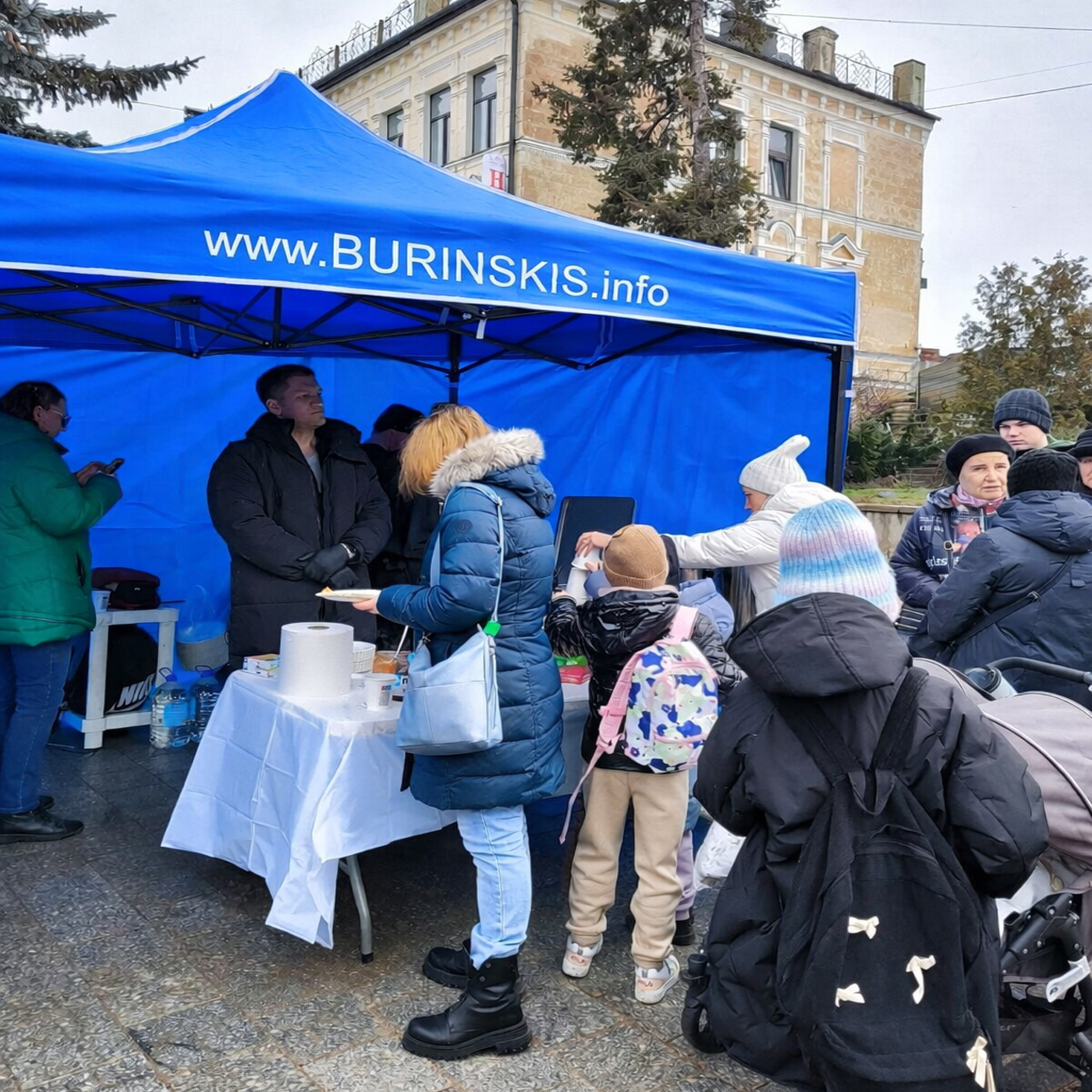 Tikšanās, klātbūtne un palīdzība cilvēkiem